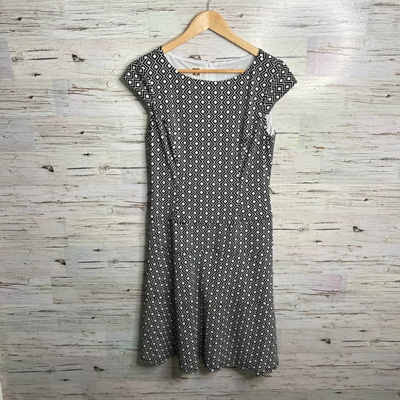 Anne Klein white black dress size 8 pattern print career - Picture 1 of 8